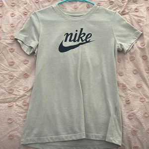 Nike t-shirt